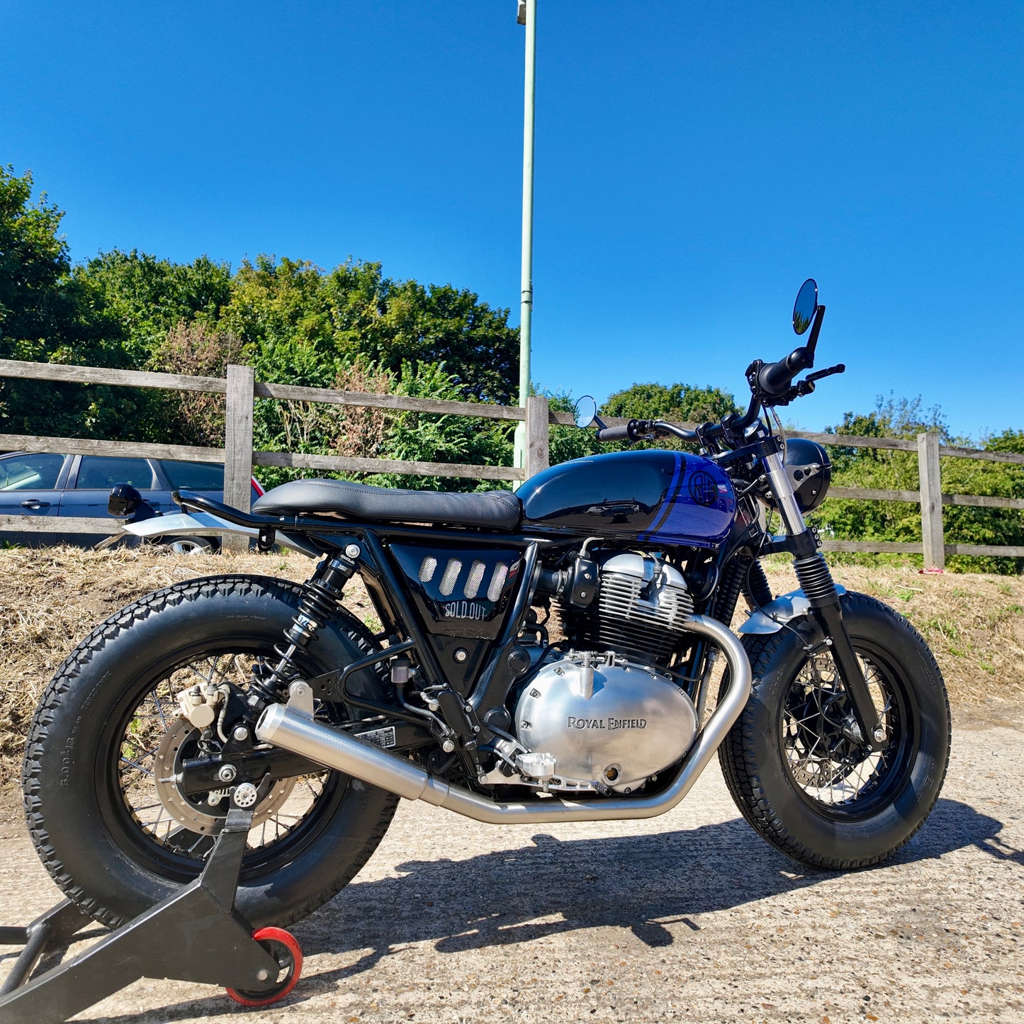Royal Enfield Interceptor Brat
