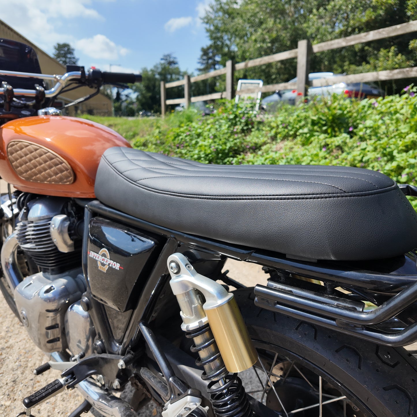 Long Seat for Royal Enfield Interceptor/Continental GT