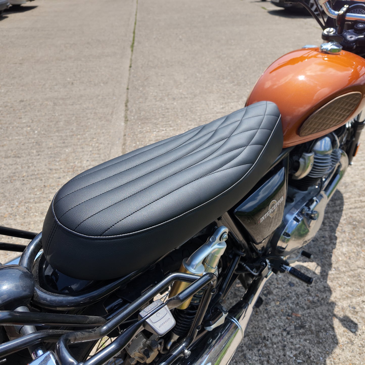 Long Seat for Royal Enfield Interceptor/Continental GT