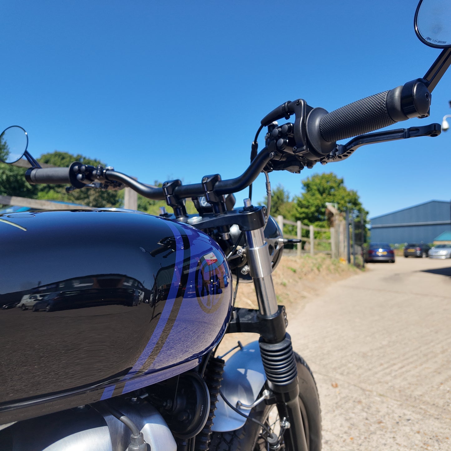 Royal Enfield Interceptor Brat