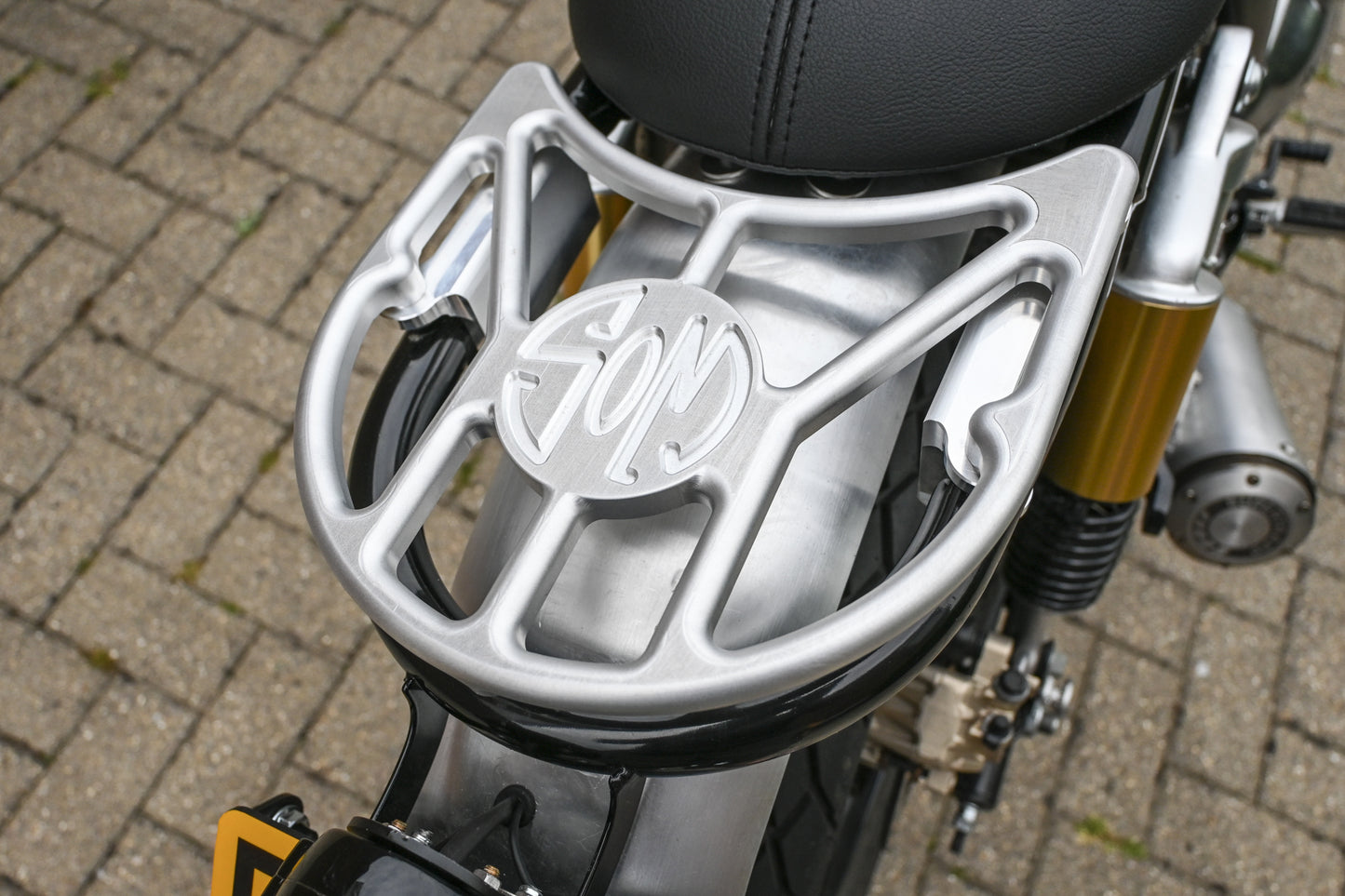 Interceptor Short Seat & Rack Kit