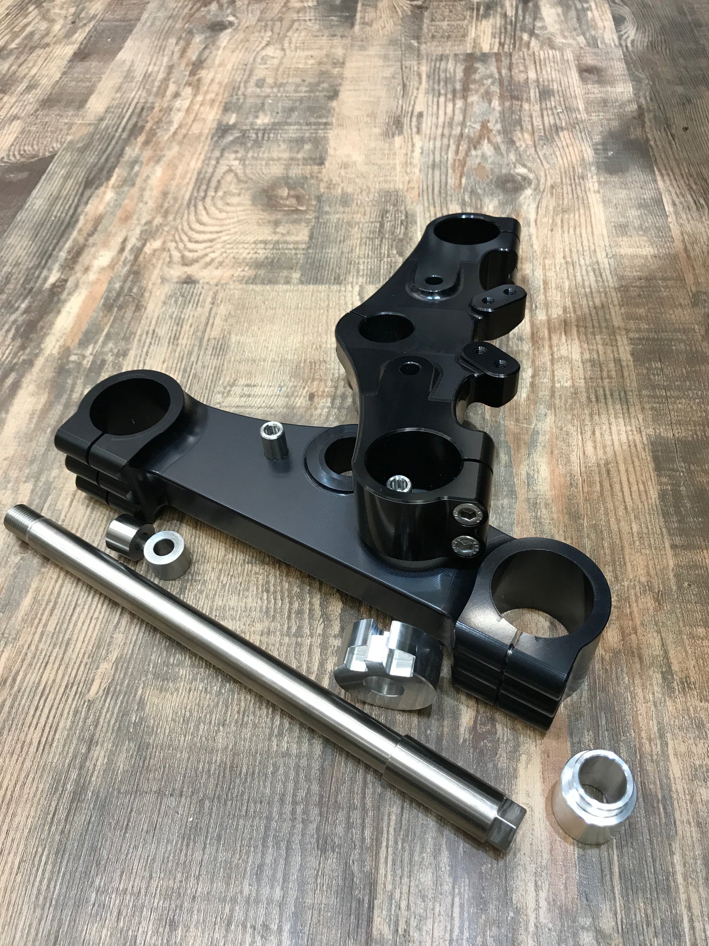 Royal Enfield Interceptor Yokes/Triple Trees (+ 30mm Wide) Kit