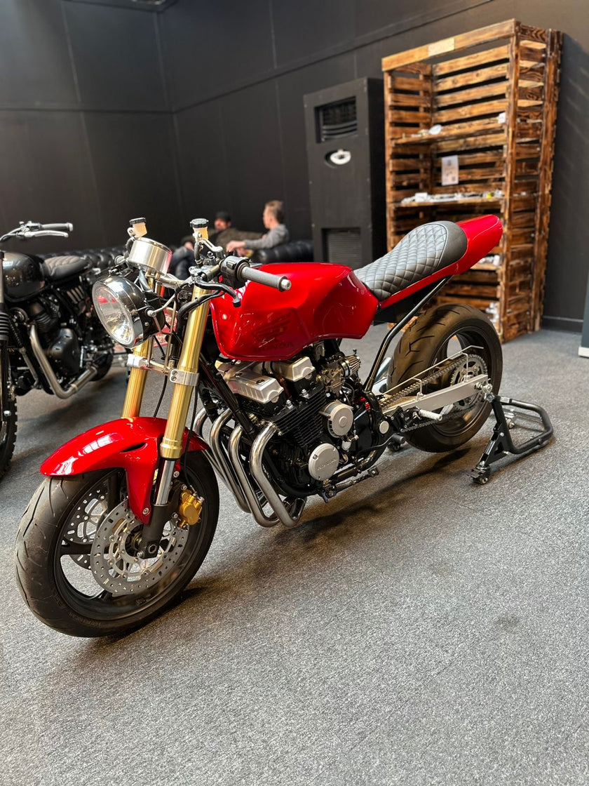 Honda CBX750 RC17 Custom Build