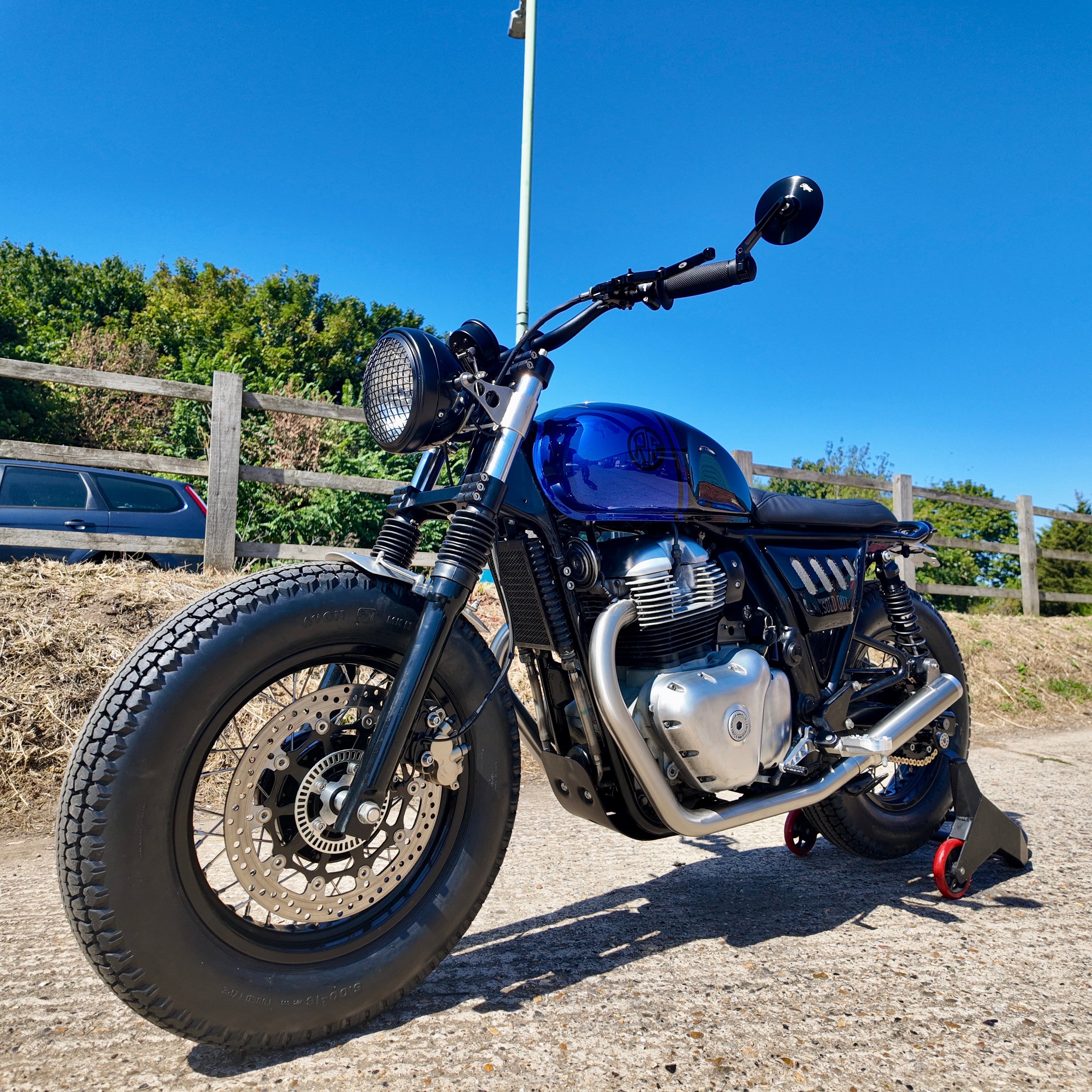 Royal Enfield Interceptor Brat