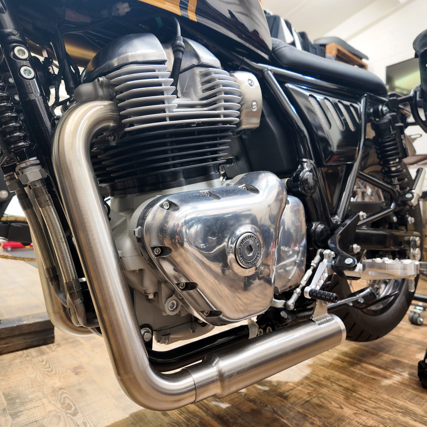 Royal Enfield Interceptor Custom