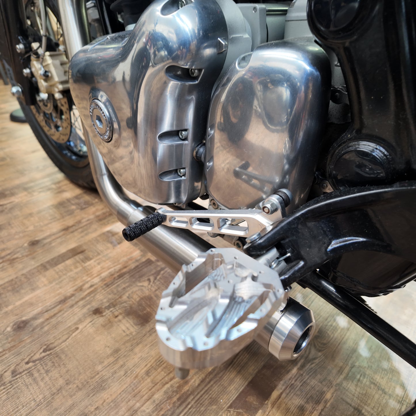 Royal Enfield Interceptor Custom