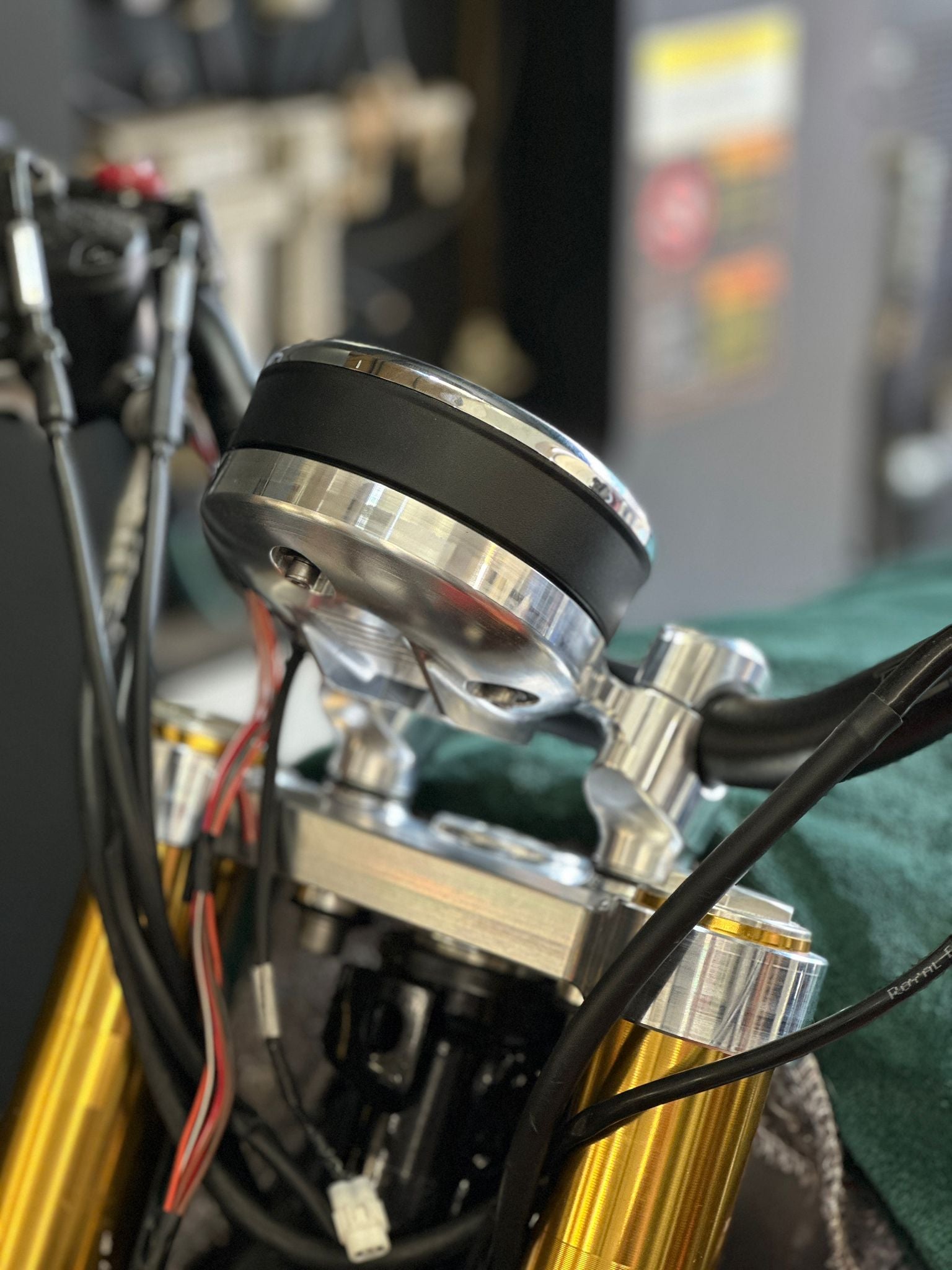Bear 650 Top Yoke with  Risers & Clock Mount Kit