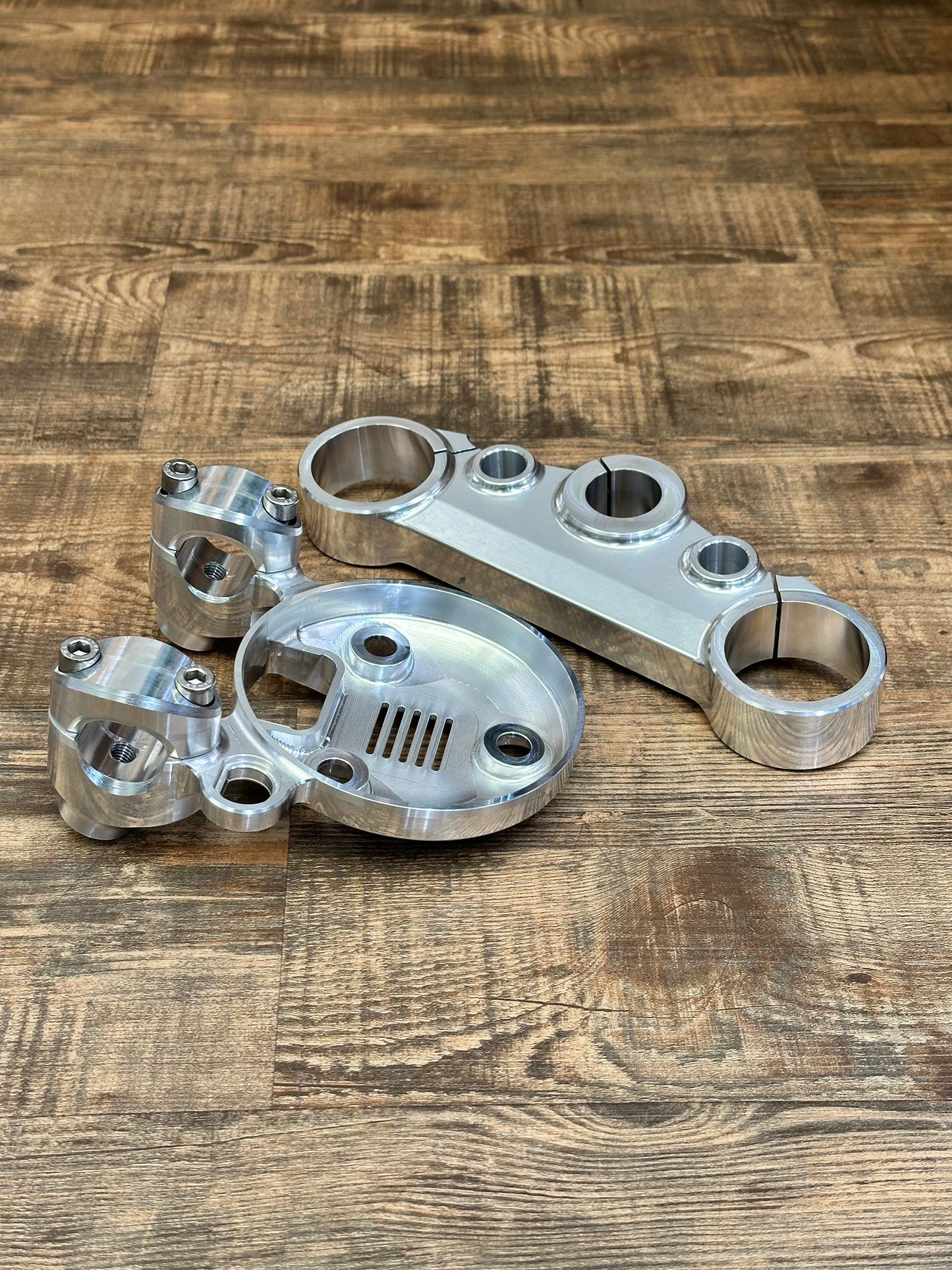 Bear 650 Top Yoke with  Risers & Clock Mount Kit