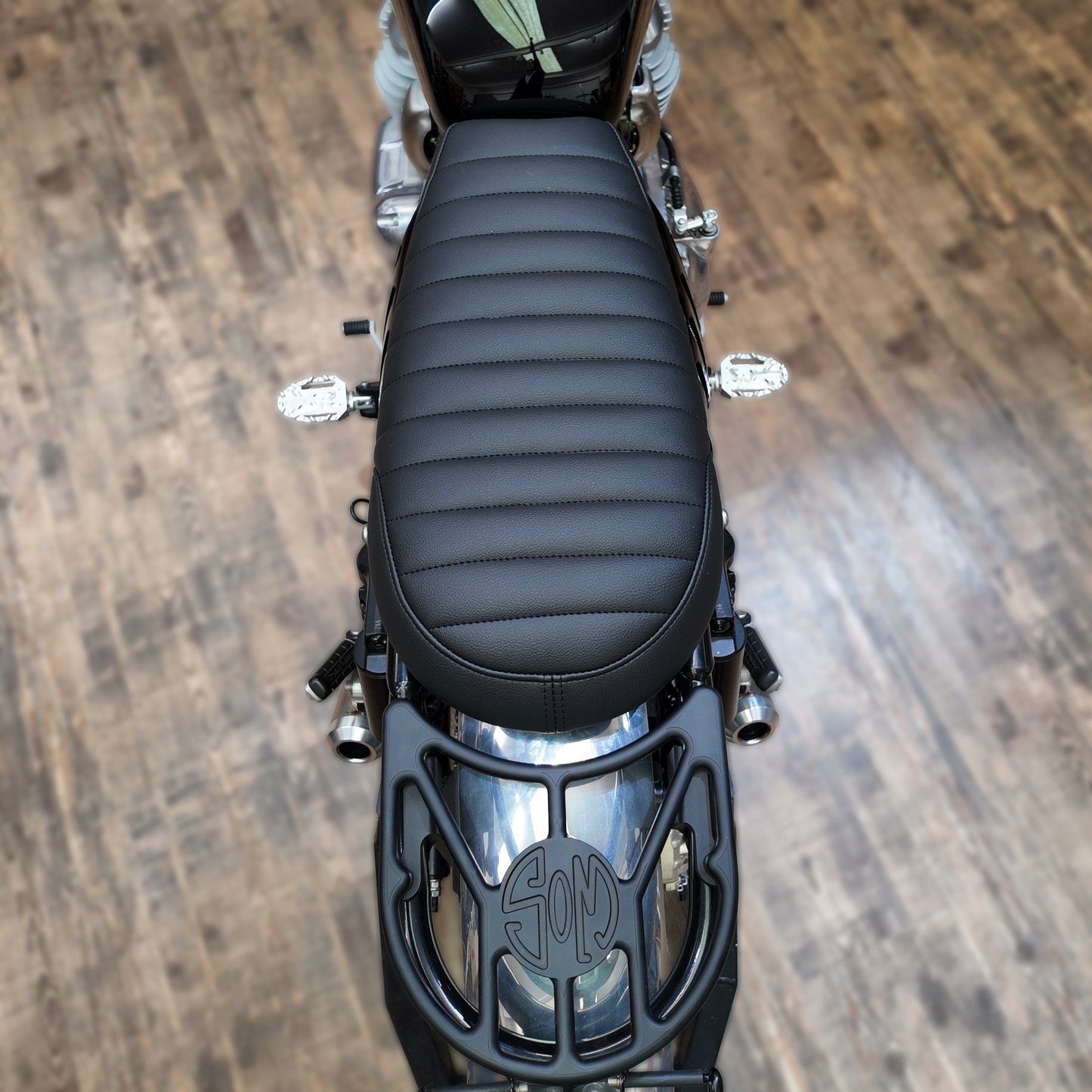 Royal Enfield Interceptor Short Seat