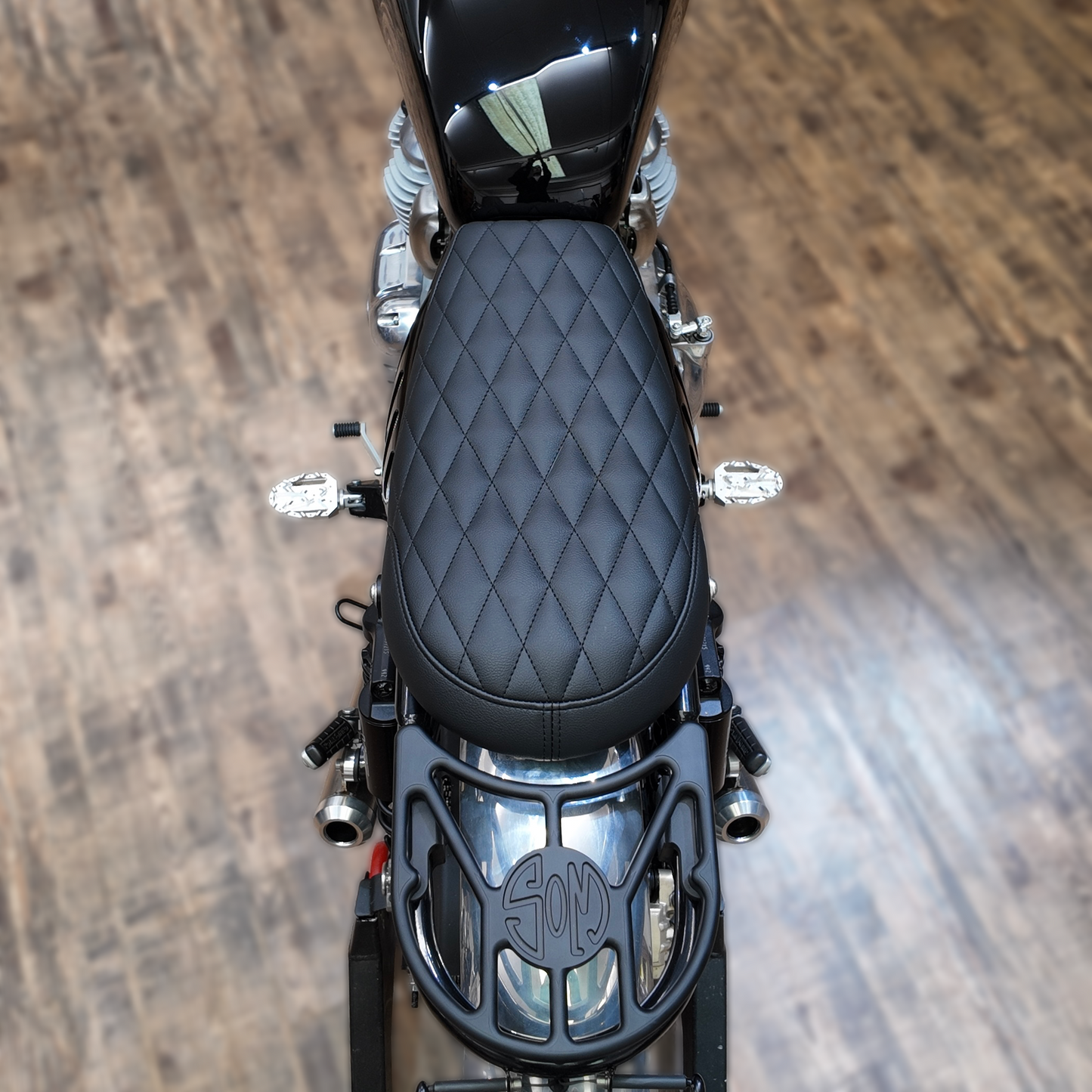 Royal Enfield Interceptor Short Seat