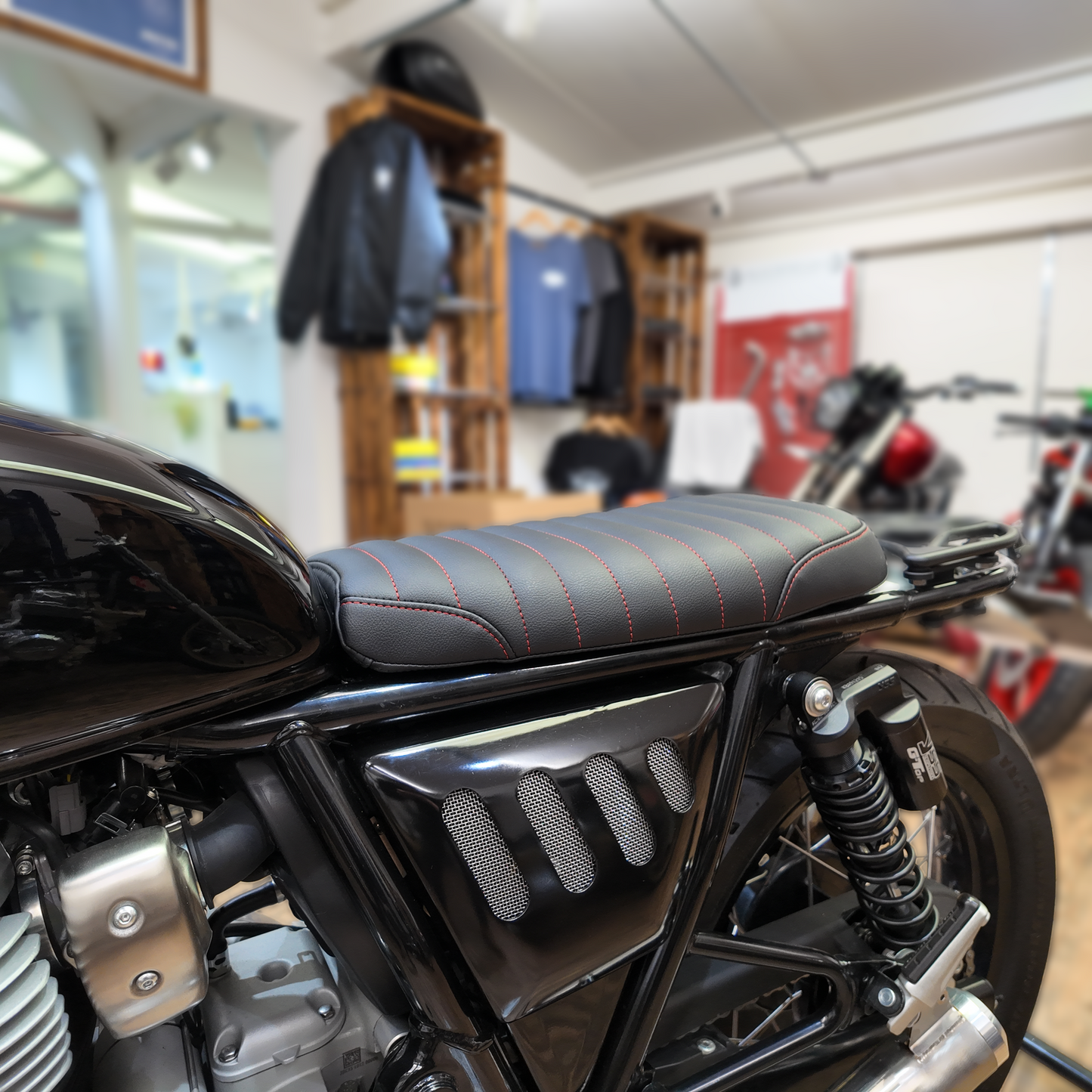 Royal Enfield Interceptor Short Seat