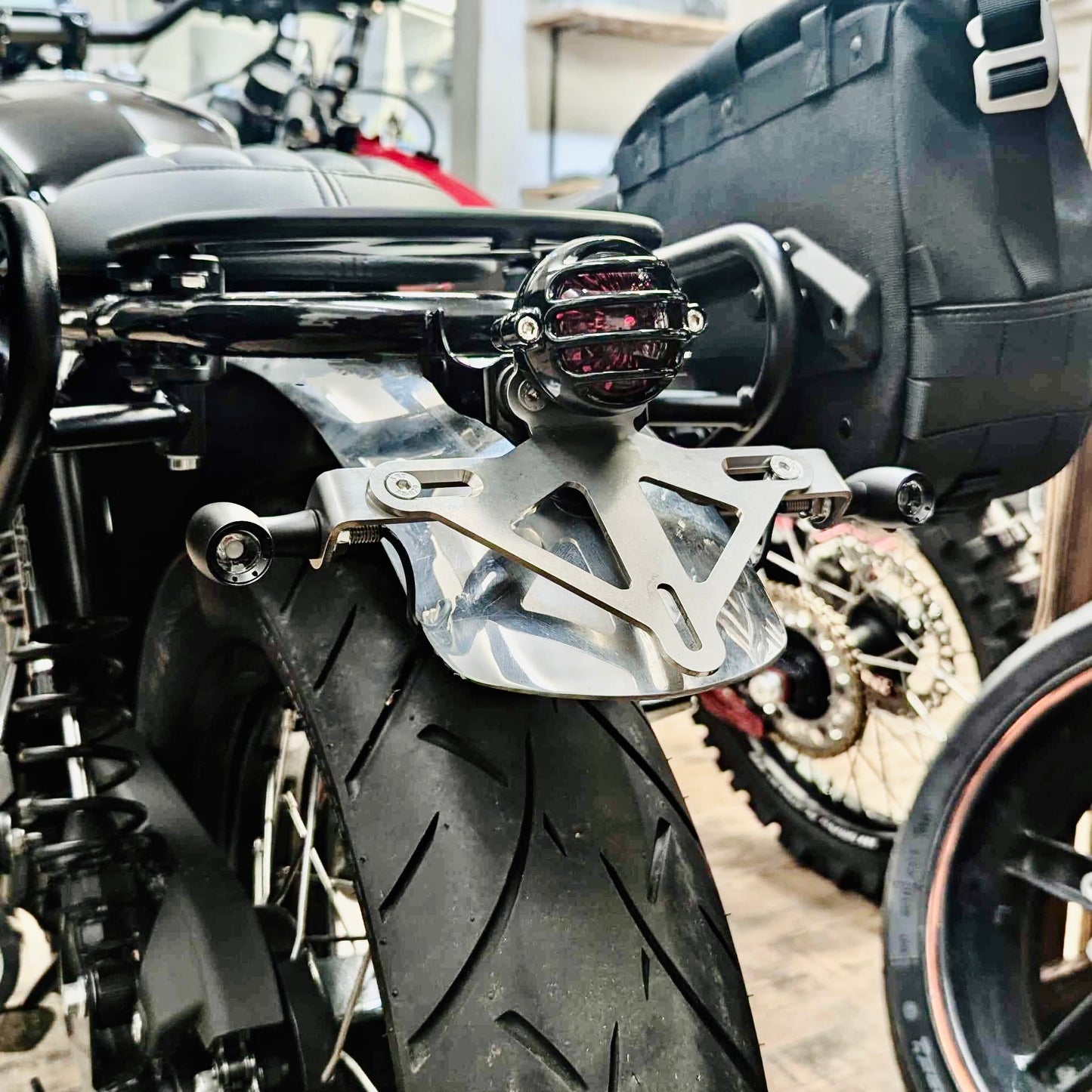 Interceptor Tail Tidy Kit