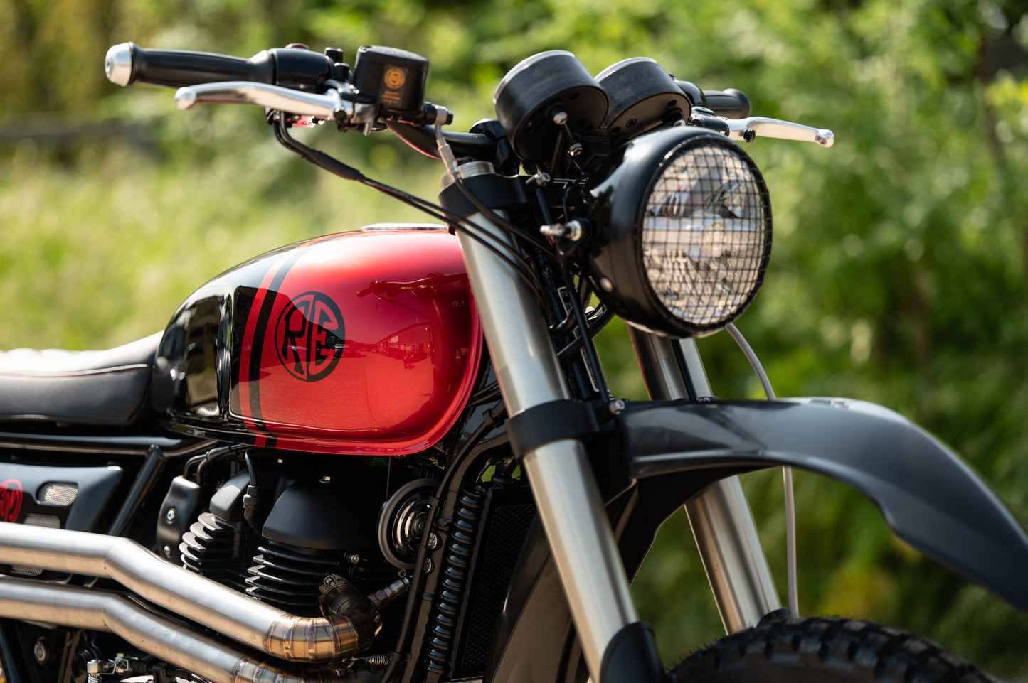 Royal Enfield Interceptor Scrambler Build